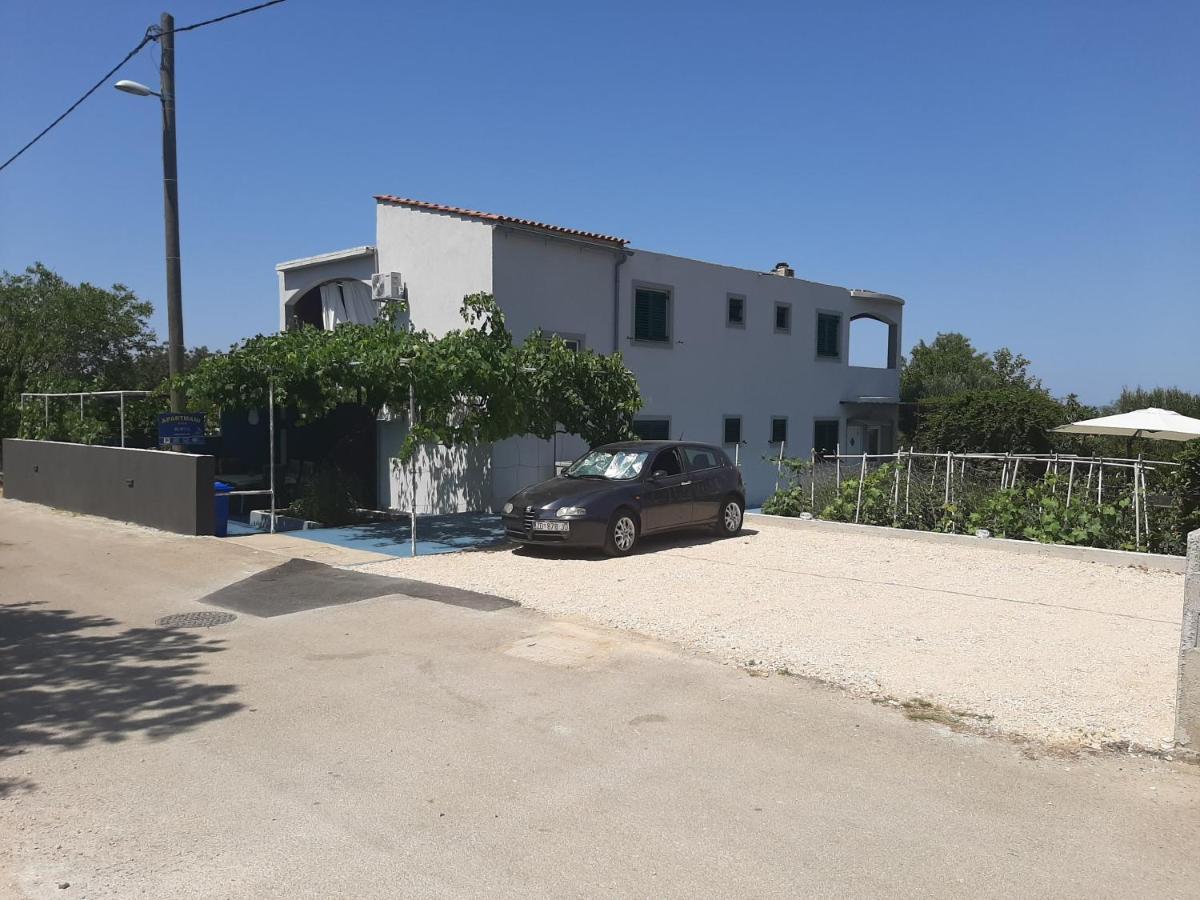 דראגה Apartments Borna מראה חיצוני תמונה